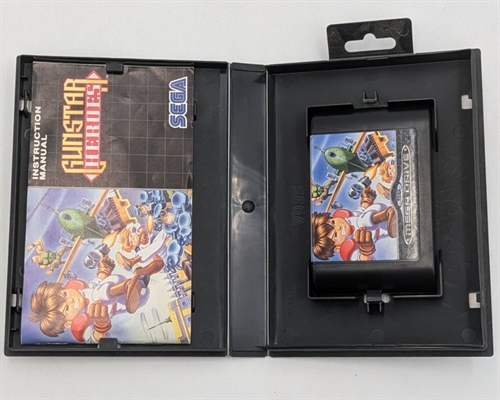 Gunstar Heroes - Complete In Box - Sega Mega Drive Game (B Grade) (Used)
